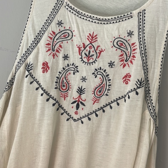 ALTAR’D STATE BOHO CREAM EMBROIDERED TANK - Picture 2 of 5